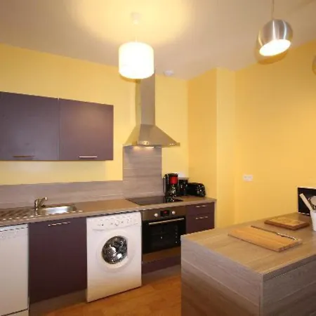 Mont-dore: Bel T3 Renove Au Centre Avec Wifi - Fr-1-608-22 Apartament