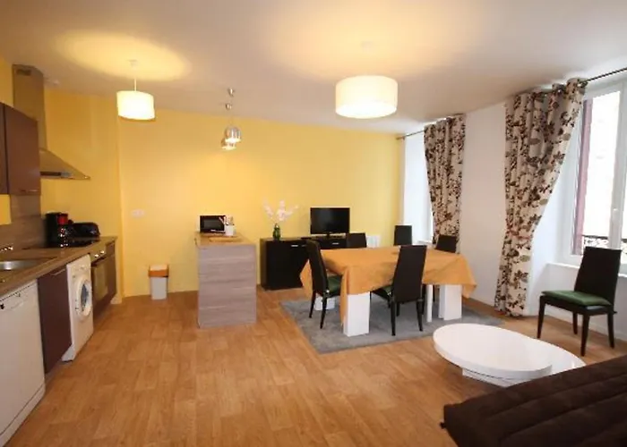 Mont-dore: Bel T3 Renove Au Centre Avec Wifi - Fr-1-608-22 * Le Mont-Dore